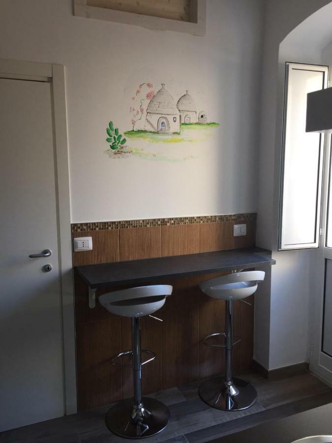 Suite 30 Mq Palo del Colle Bagian luar foto