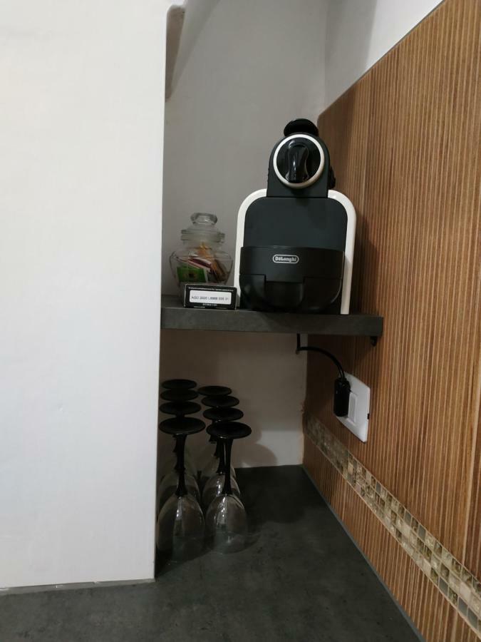 Suite 30 Mq Palo del Colle Bagian luar foto