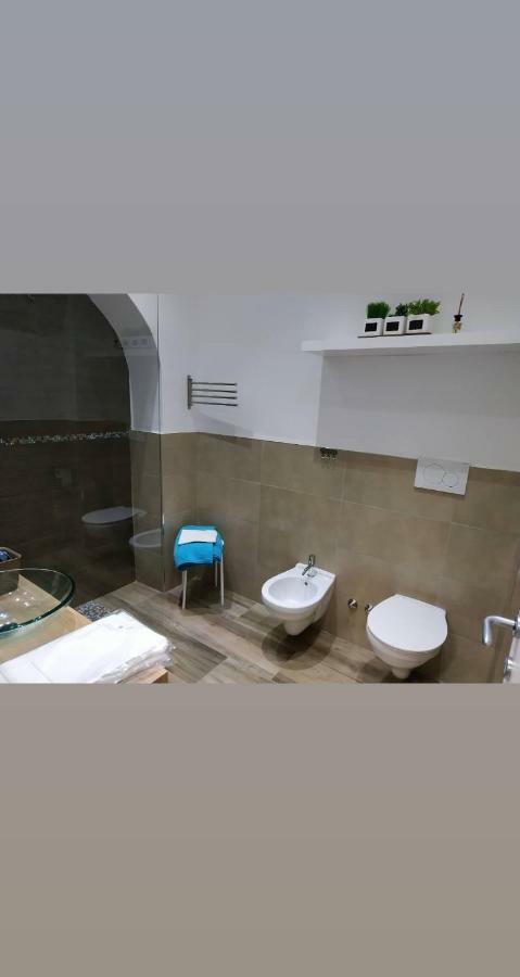 Suite 30 Mq Palo del Colle Bagian luar foto