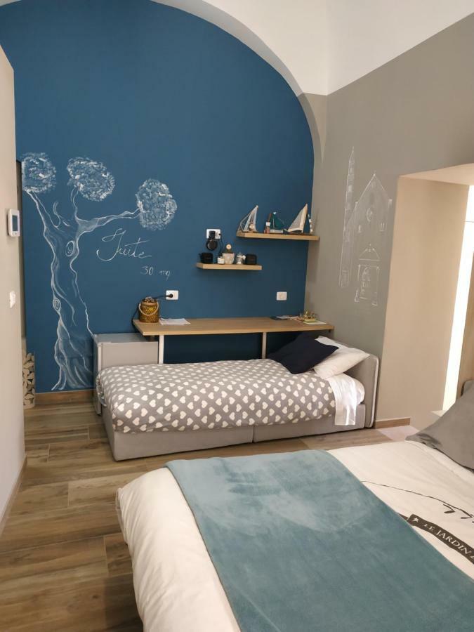 Suite 30 Mq Palo del Colle Bagian luar foto