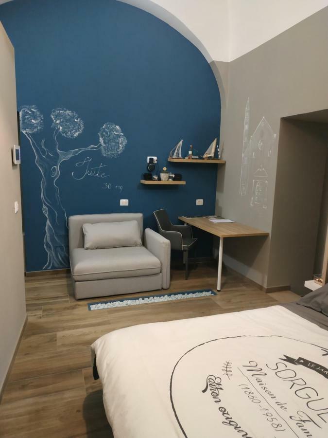 Suite 30 Mq Palo del Colle Bagian luar foto